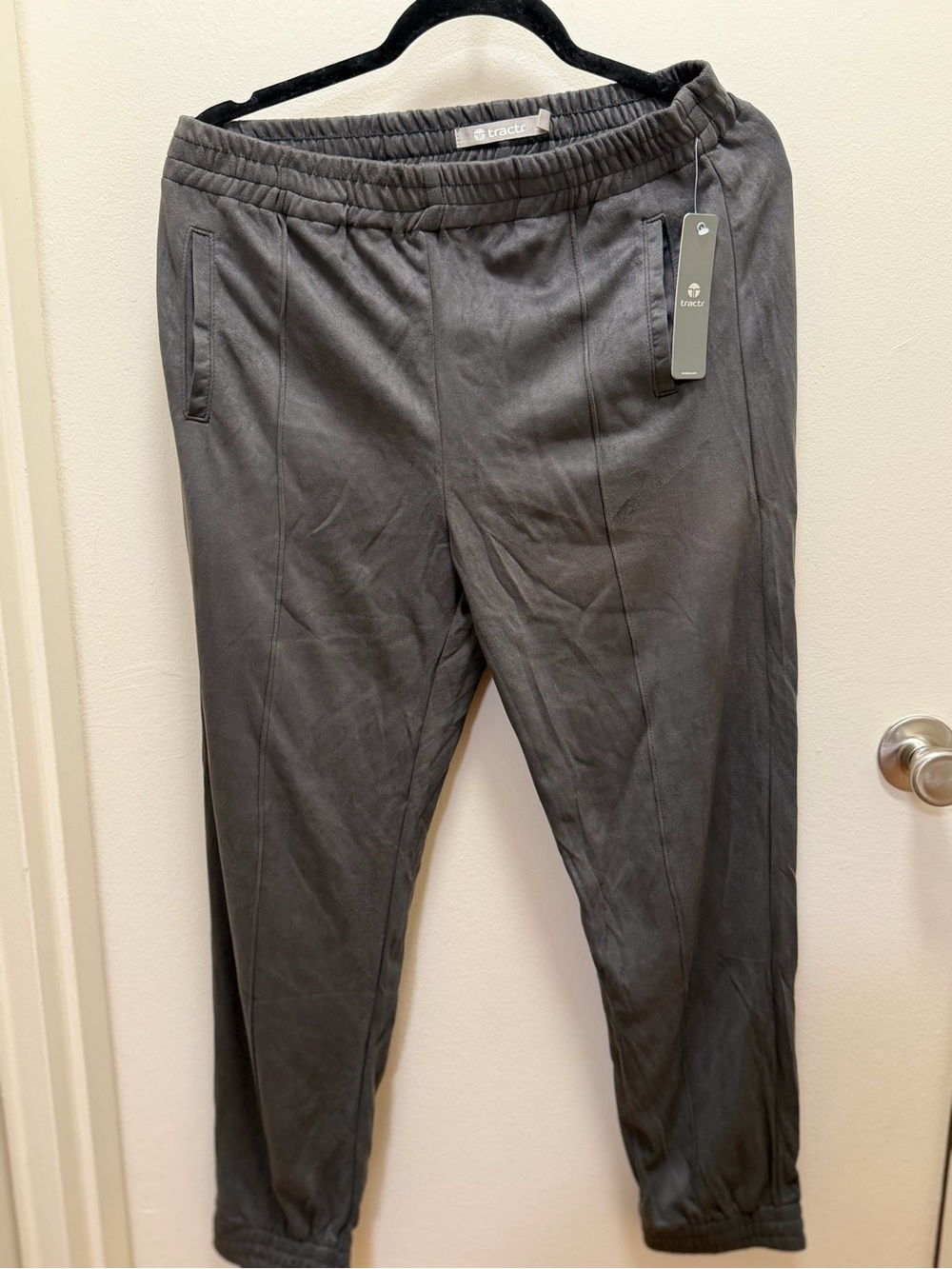 Tractr women’s  Elastic-Waist Charcoal Jogger Pants
